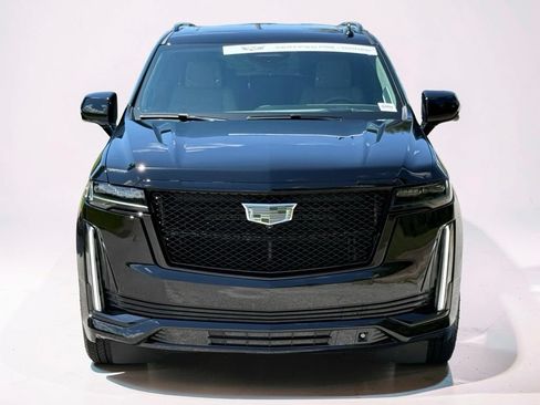 Certified 2024 Cadillac Escalade Sport Platinum w/ LPO, ONYX Package AWD/4WD image 10