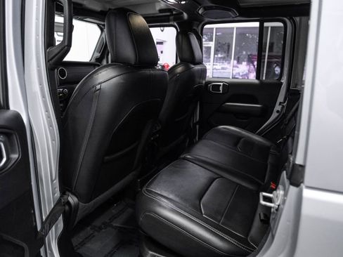 Used 2022 Jeep Wrangler Unlimited Sahara w/ Cold Weather Group image 42