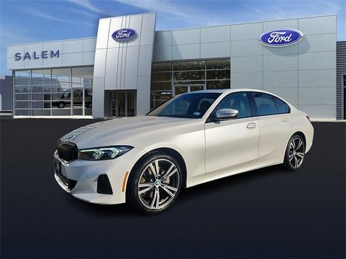 Used 2023 BMW 330i xDrive Sedan w/ Premium Package image 6