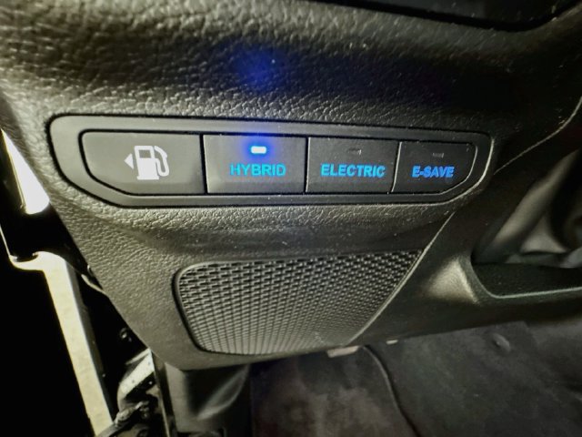 Used 2022 Jeep Wrangler Unlimited Sahara w/ Cold Weather Group AWD/4WD image 43