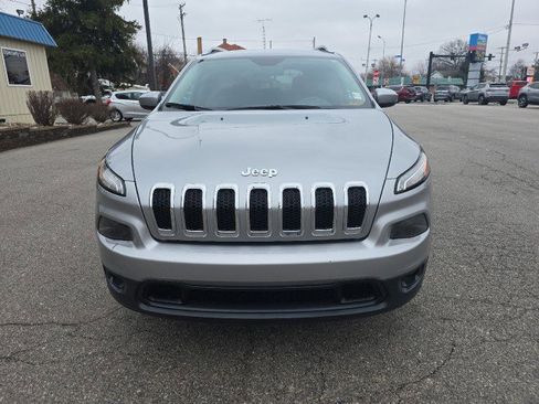 Used 2016 Jeep Cherokee Latitude w/ Cold Weather Group image 8