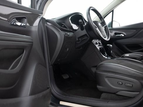 Used 2018 Buick Encore Preferred FWD image 24