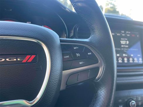 Used 2021 Dodge Durango SXT image 21