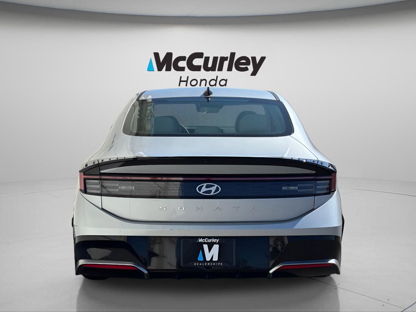 Used 2025 Hyundai Sonata SEL FWD image 4