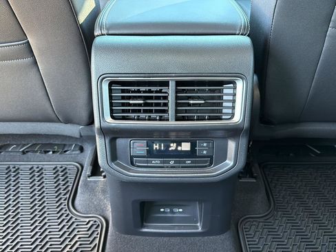 New 2026 Volkswagen Atlas SE image 21