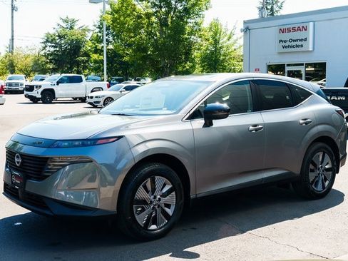 New 2025 Nissan Murano SL image 2