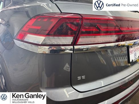 Used 2024 Volkswagen Atlas Cross Sport SE AWD/4WD image 8