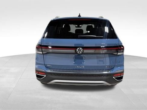 New 2026 Volkswagen Taos SEL image 6