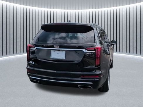 Used 2023 Cadillac XT6 Luxury AWD/4WD image 6