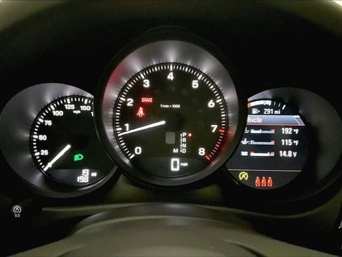 New 2026 Porsche Macan image 17