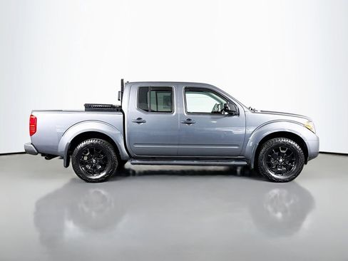Used 2019 Nissan Frontier SV w/ Value Truck Package AWD/4WD image 8