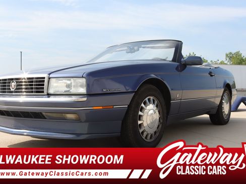Used 1993 Cadillac Allante FWD image 1