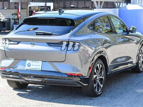 Used 2021 Ford Mustang Mach-E Premium image 6