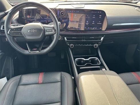 Certified 2025 Chevrolet Traverse RS image 10