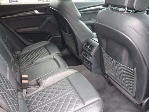 Used 2024 Audi SQ5 Premium Plus w/ S Sport Package AWD/4WD image 25