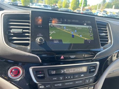 Used 2019 Honda Pilot Touring image 23