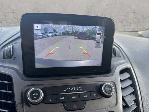 Used 2019 Ford Transit Connect XLT FWD image 29