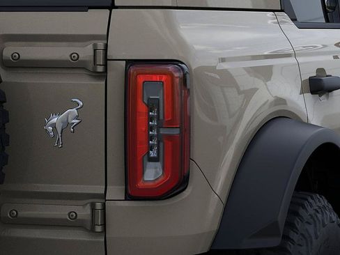 New 2026 Ford Bronco Badlands AWD/4WD image 23