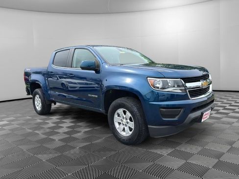Used 2019 Chevrolet Colorado W/T w/ WT Convenience Package AWD/4WD image 2
