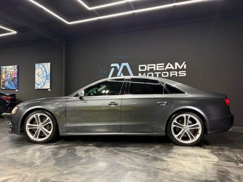 Used 2015 Audi S8 w/ S8 Driver Assistance Package AWD/4WD image 8