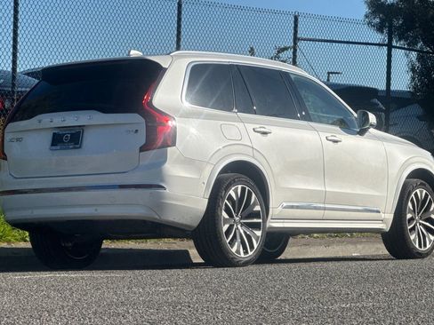 New 2026 Volvo XC90 B6 Plus w/ Protection Package Premier image 2