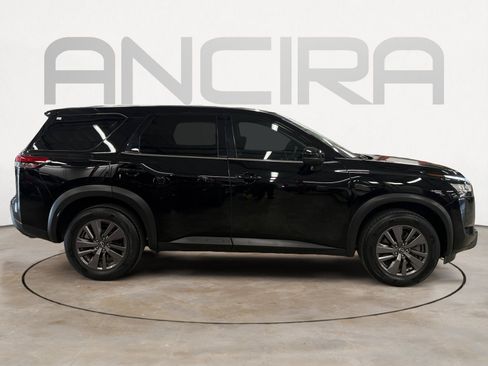 Used 2022 Nissan Pathfinder S FWD image 12