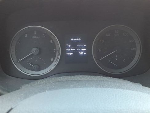 Used 2018 Hyundai Tucson SE image 23