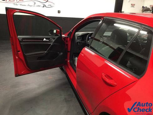 Used 2015 Volkswagen GTI SE w/ Lighting Package (SEL) image 19