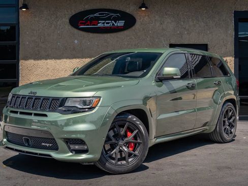 Used 2020 Jeep Grand Cherokee SRT w/ Trailer Tow Group IV AWD/4WD image 9
