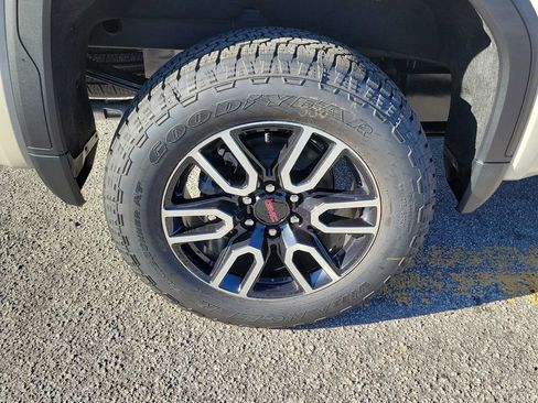 New 2026 GMC Sierra 1500 AT4 w/ AT4 Premium Package AWD/4WD image 7