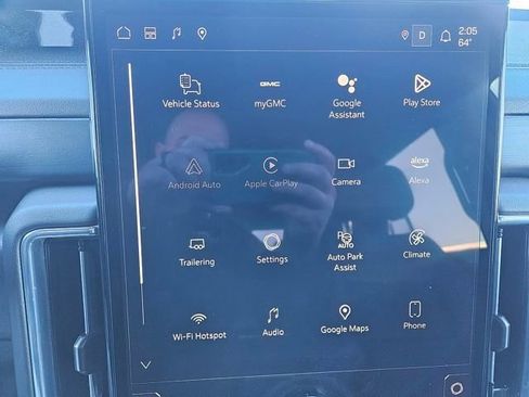 Used 2025 GMC Yukon Denali image 19