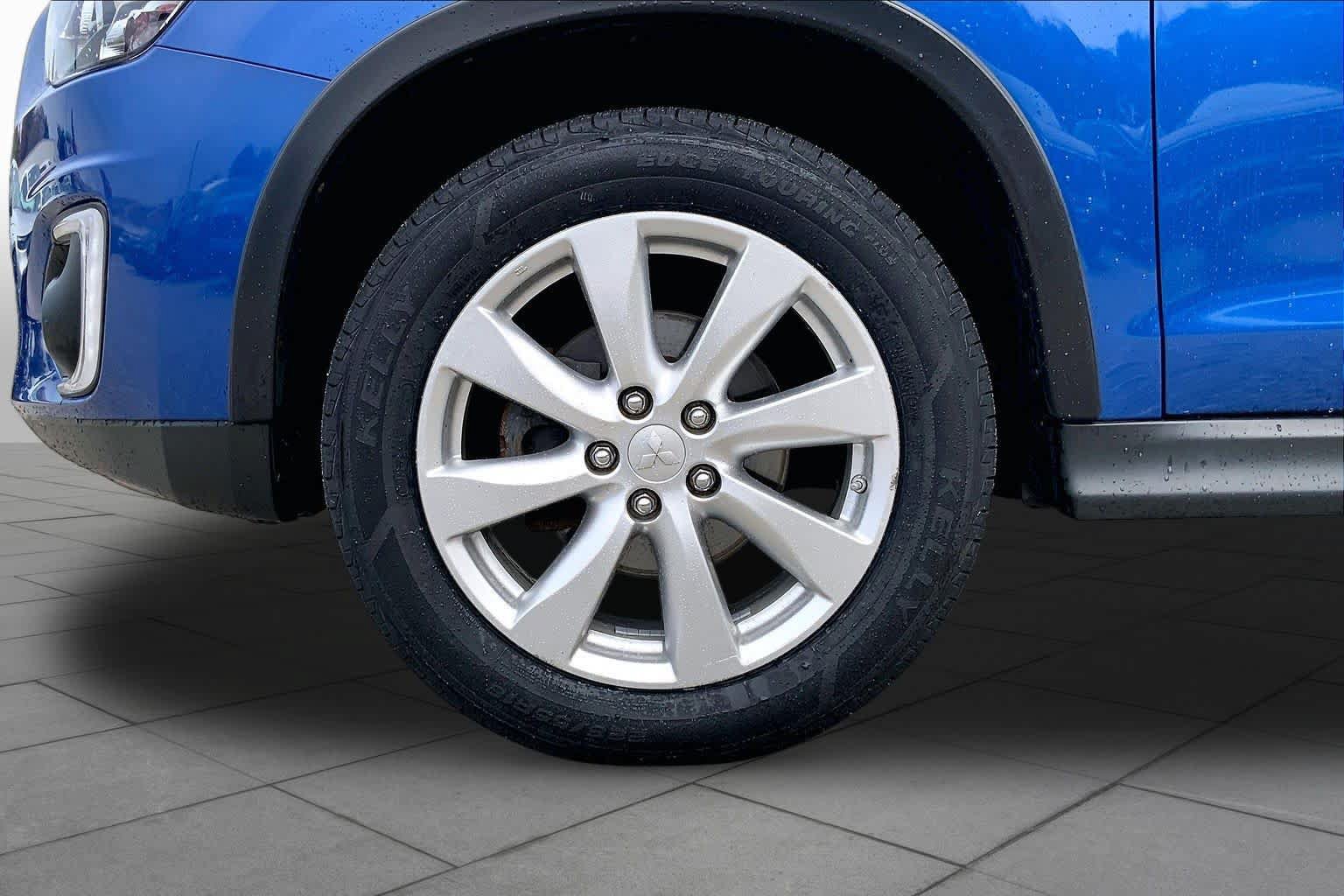 Used 2015 Mitsubishi Outlander Sport SE AWD/4WD image 11
