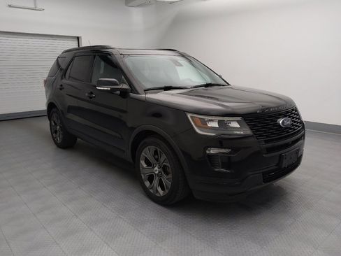 Used 2018 Ford Explorer Sport w/ Equipment Group 401A AWD/4WD image 11