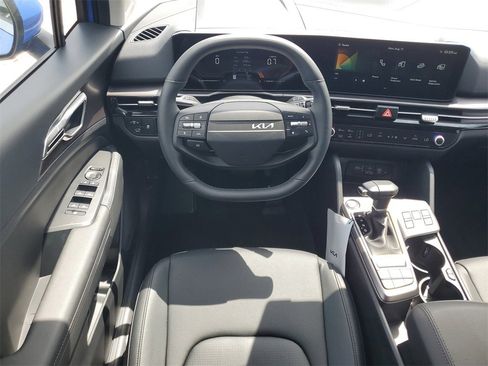 New 2026 Kia Sportage EX w/ EX Panorama Roof Package image 25