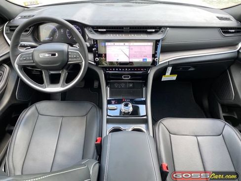 New 2026 Jeep Grand Cherokee Limited AWD/4WD image 10
