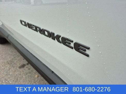 New 2026 Jeep Cherokee Limited AWD/4WD image 9