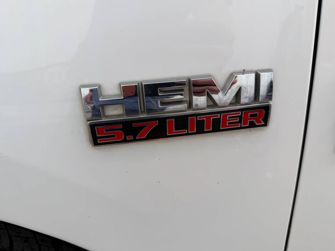 Used 2015 RAM 1500 Lone Star RWD image 15