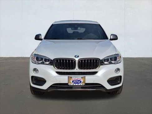 Used 2019 BMW X6 sDrive35i w/ Premium Package RWD image 2