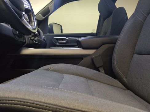 Used 2020 RAM 1500 Lone Star RWD image 17