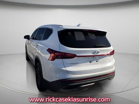 Used 2023 Hyundai Santa Fe SE w/ Winter Weather Package FWD image 7