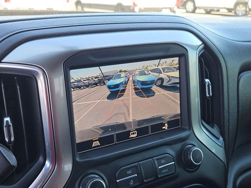 Used 2021 Chevrolet Silverado 1500 LT Trail Boss w/ Convenience Package II image 18