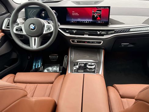 New 2026 BMW X5 M60i image 17