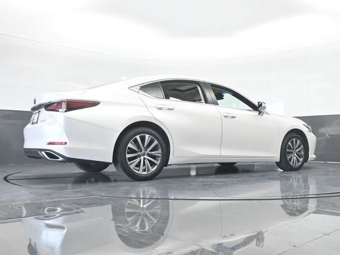 Used 2019 Lexus ES 350 w/ Premium Package image 69