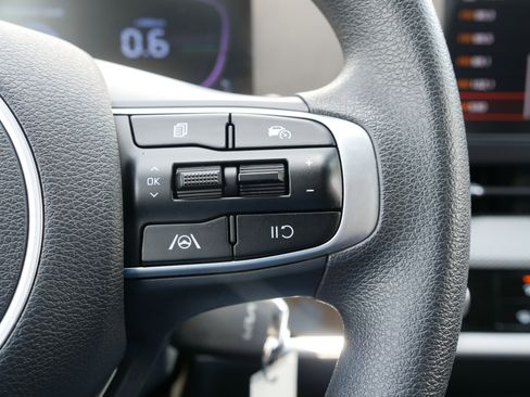 Used 2024 Kia Sportage LX image 20