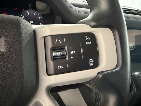 Used 2023 Land Rover Defender 110 SE AWD/4WD image 18