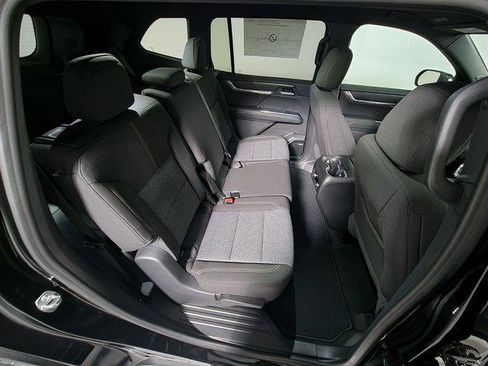 New 2026 GMC Acadia Elevation image 15