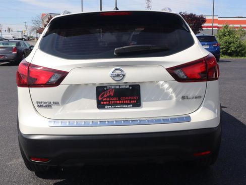 Used 2018 Nissan Rogue Sport SL w/ SL Premium Package AWD/4WD image 27