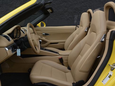 Used 2013 Porsche Boxster RWD image 15