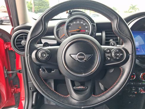 Used 2019 MINI Cooper S FWD image 13