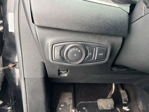 Used 2018 Lincoln MKC Premiere image 16